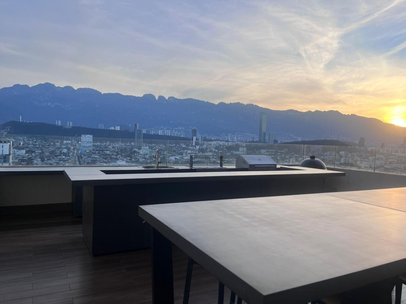 Apartamento Departamento De Lujo, En El Centro De Mty *
